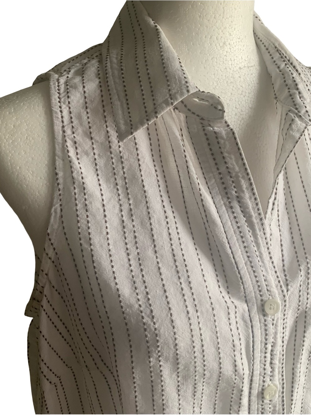 Jones New York Sport Linen Sleeveless Collared Shirt Coastal Golf Pinstripe M - Picture 6 of 11